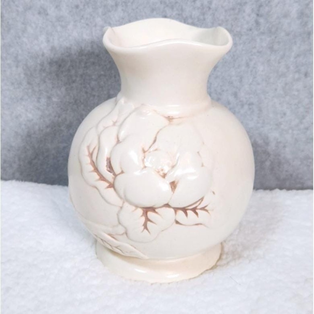 VTG c1940s Red Wing Pottery Vase Magnolia #975 Ivory & Brown‎ Vase 6" Tall MCM